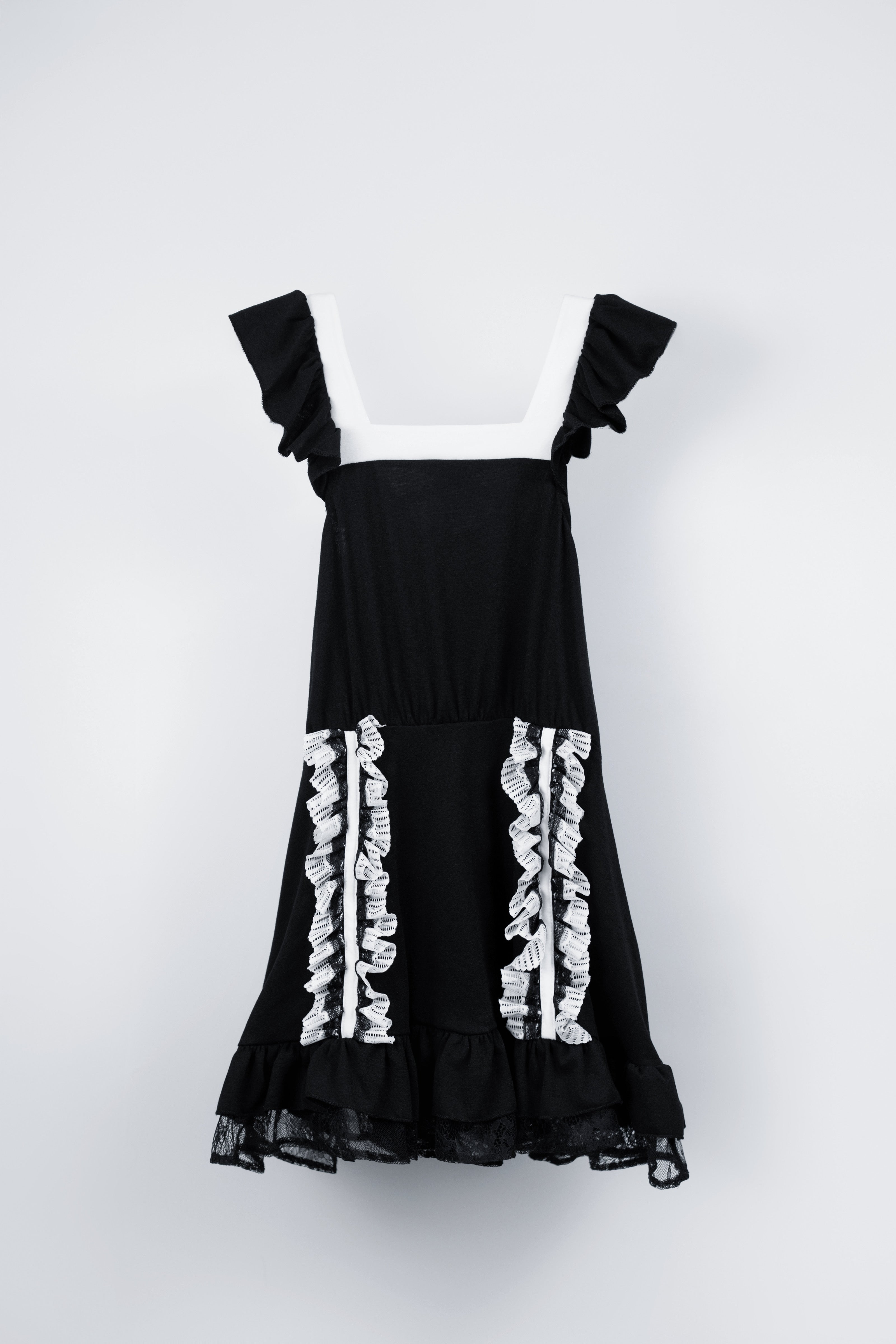 doll race ribbon tunique black
