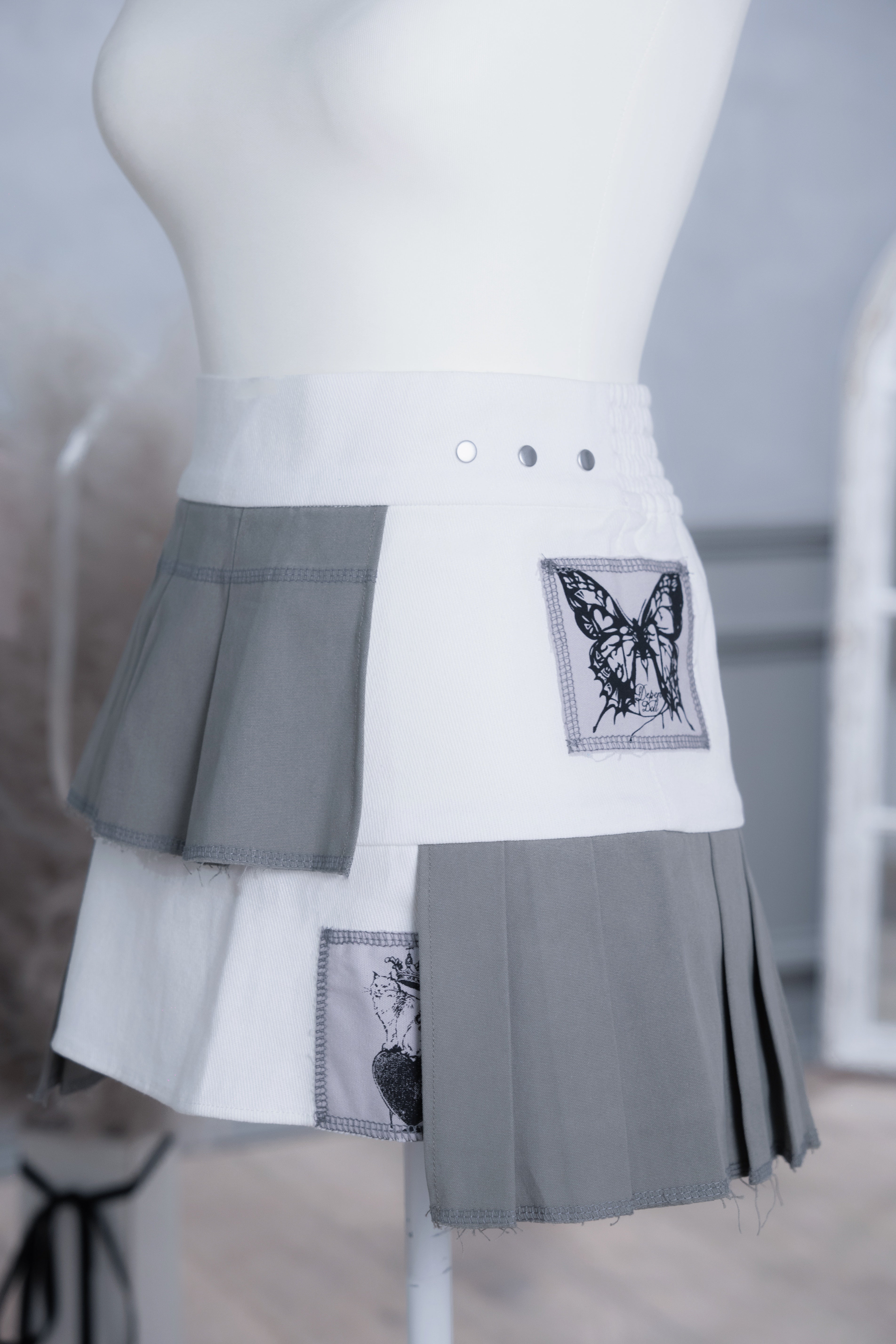 doll pleats patchwork skirt white