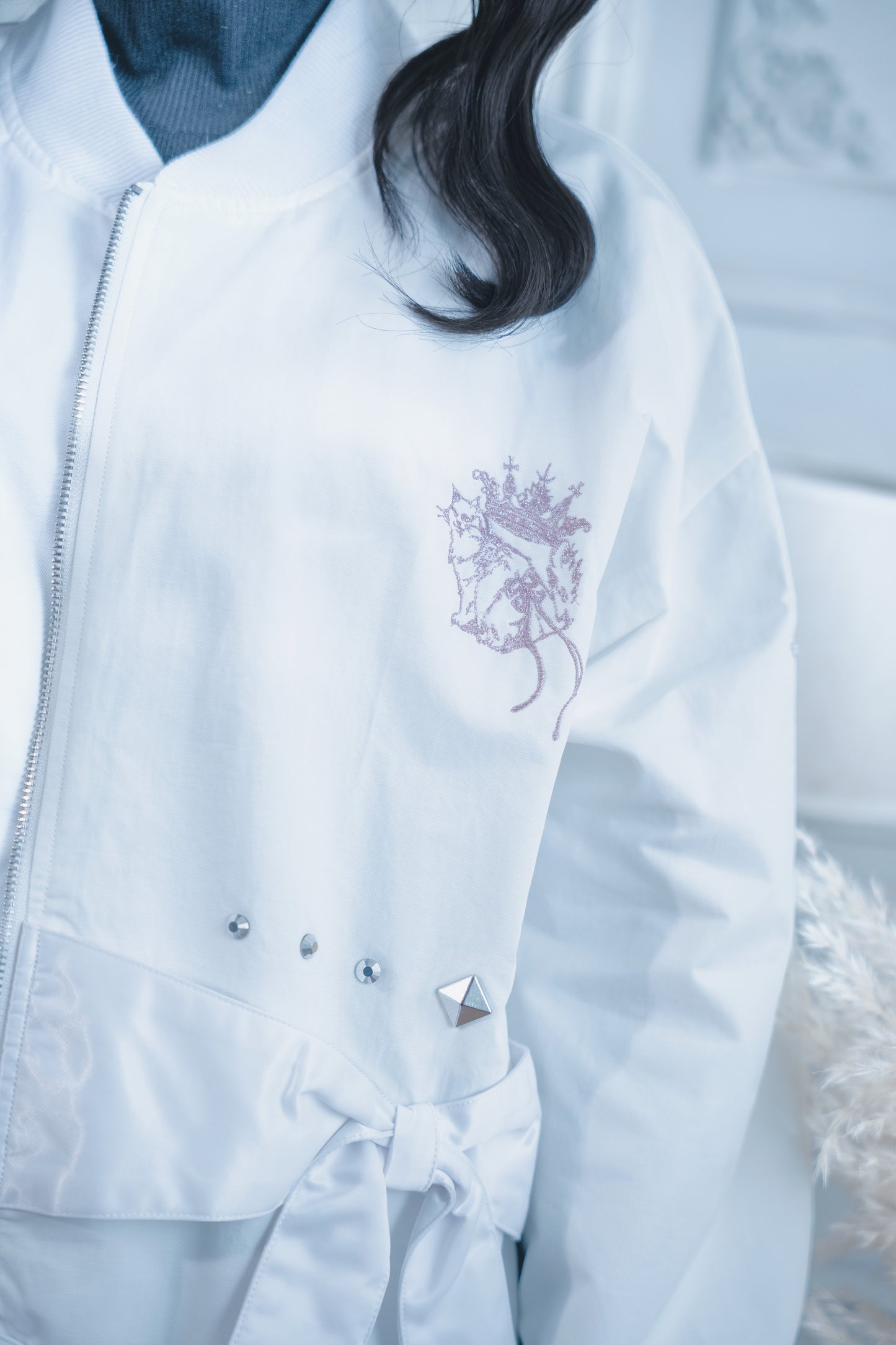 dd double ribbon blouson white