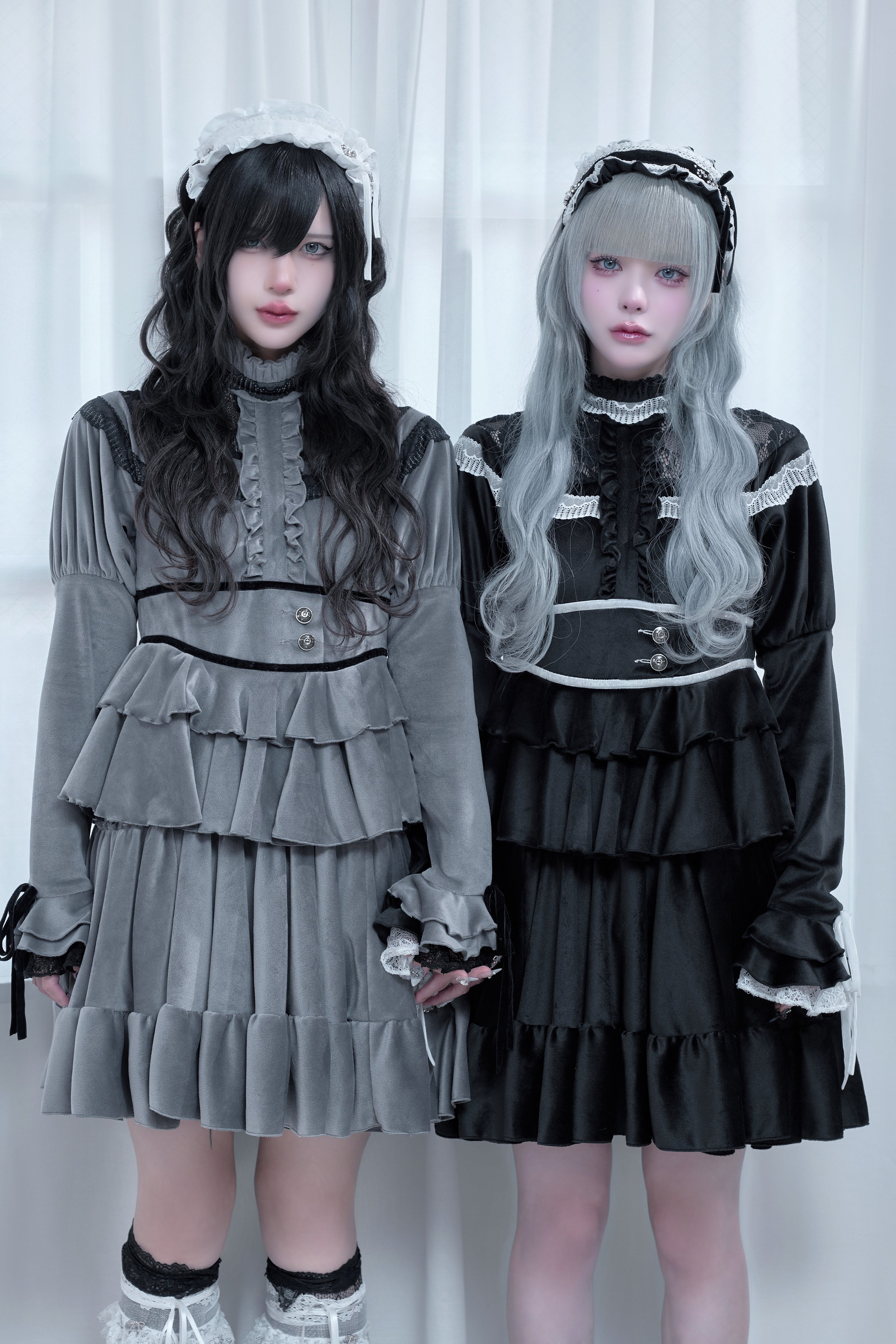 velours puff lace onepiece gray