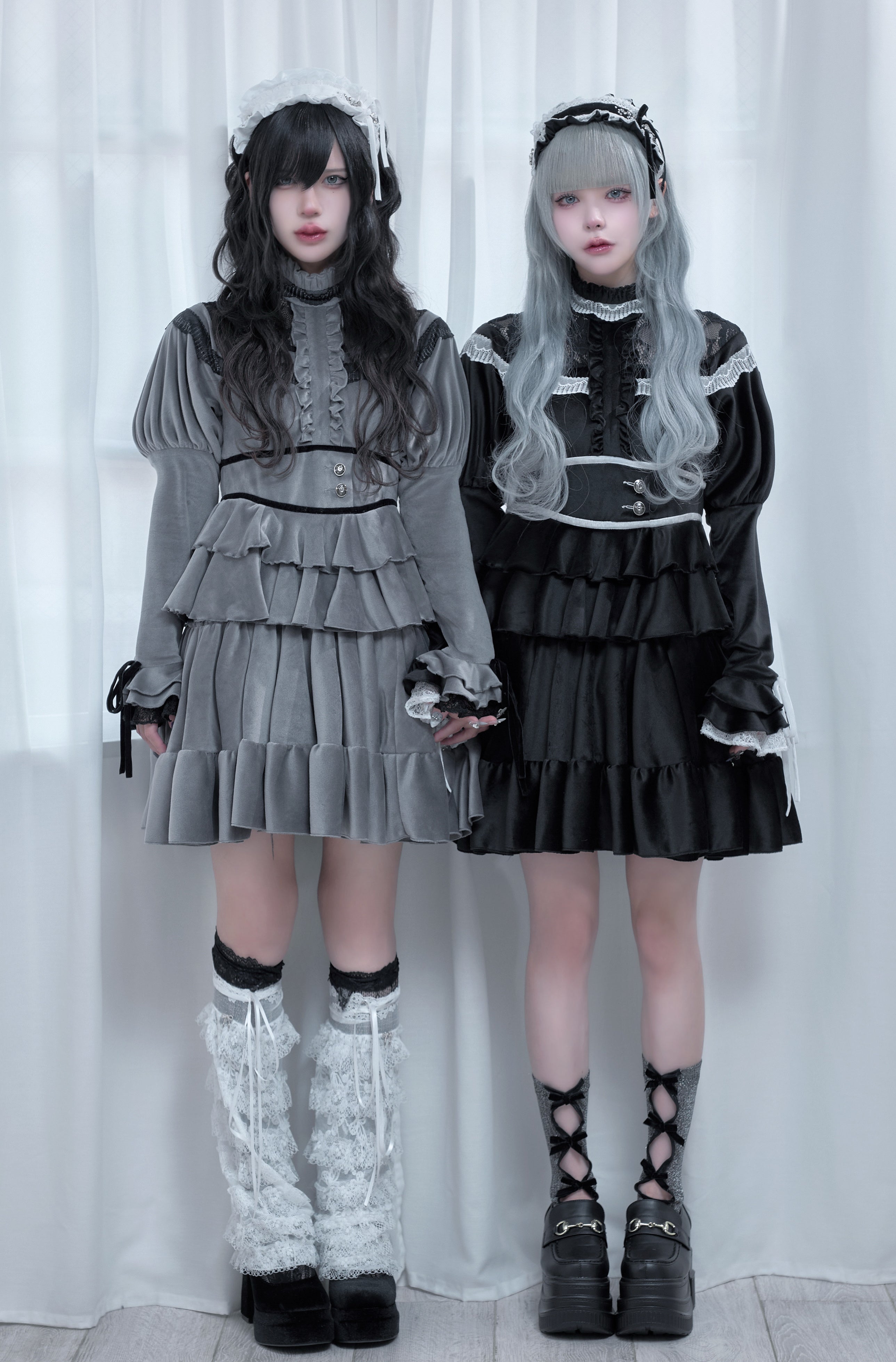 velours puff lace onepiece gray