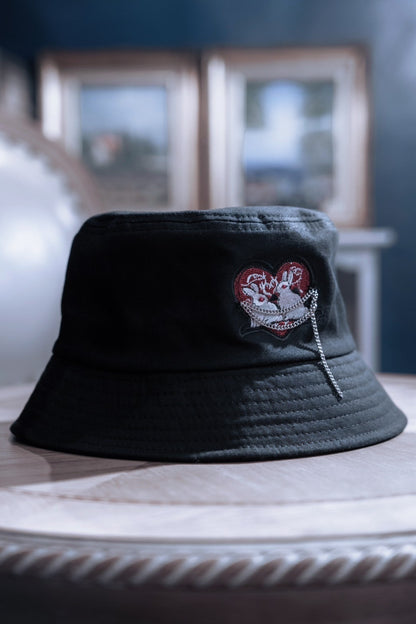 rabbit chain bucket hat