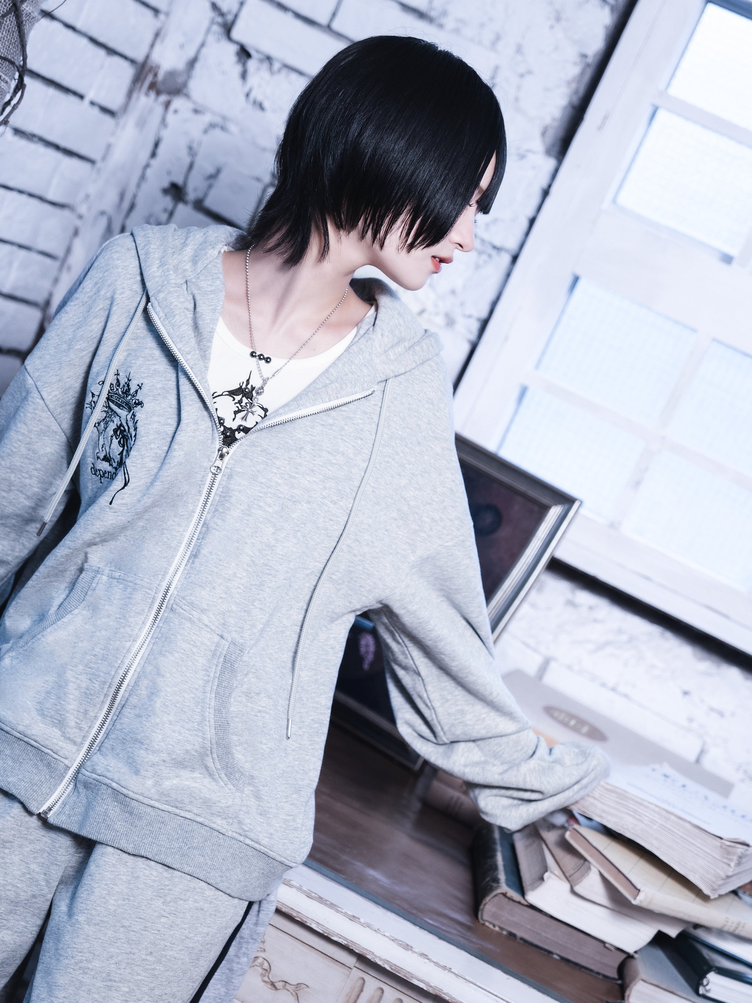 sideline zip hoodie gray